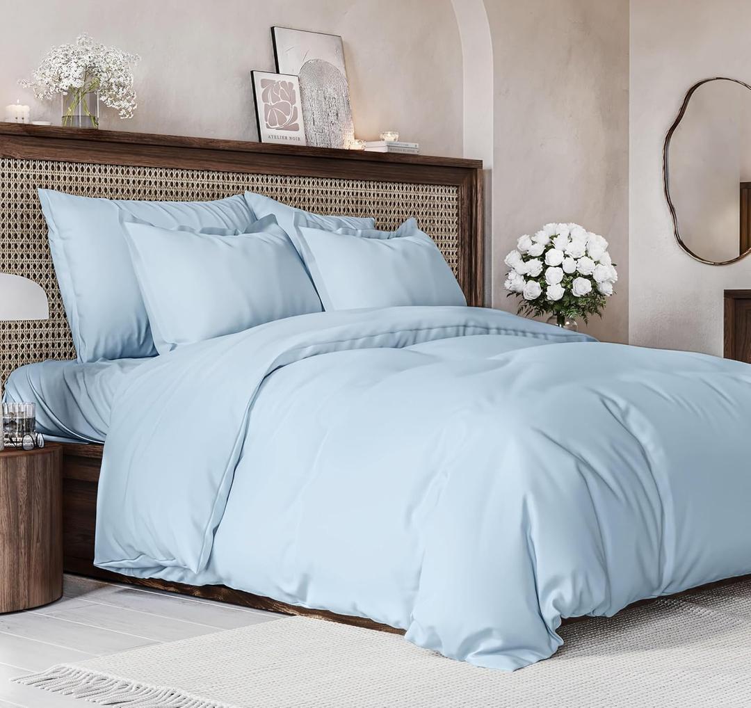 Duvet Cover Queen Size Set - Extra Soft Queen Size Duvet Cover 90 x 90 with 2 Pillow Shams - Hotel Luxury Easy Care and Fade Free w/ Zipper Closures & Ties - Comfy Breathable Bedding Set (Light Blue) (20 - Baby Blue (No Comforter))