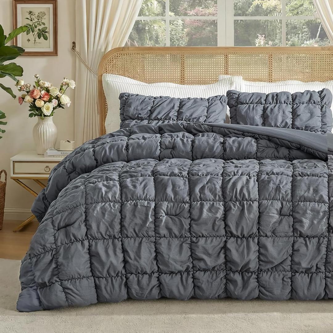 Amlie Home Luxury Queen Comforter Set, Bubble Textured Microfiber Bedding, Oeko-TEX Certified, All-Season Farmhouse Comforter with 2 Pillowcases, Charcoal Grey