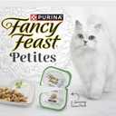Purina Fancy Feast Gourmet Wet Cat Food Variety Pack, Petites Gravy Collection, break-apart tubs, 48 servings - (Pack of 24) 2.8 oz. Tubs BBD: June 2027