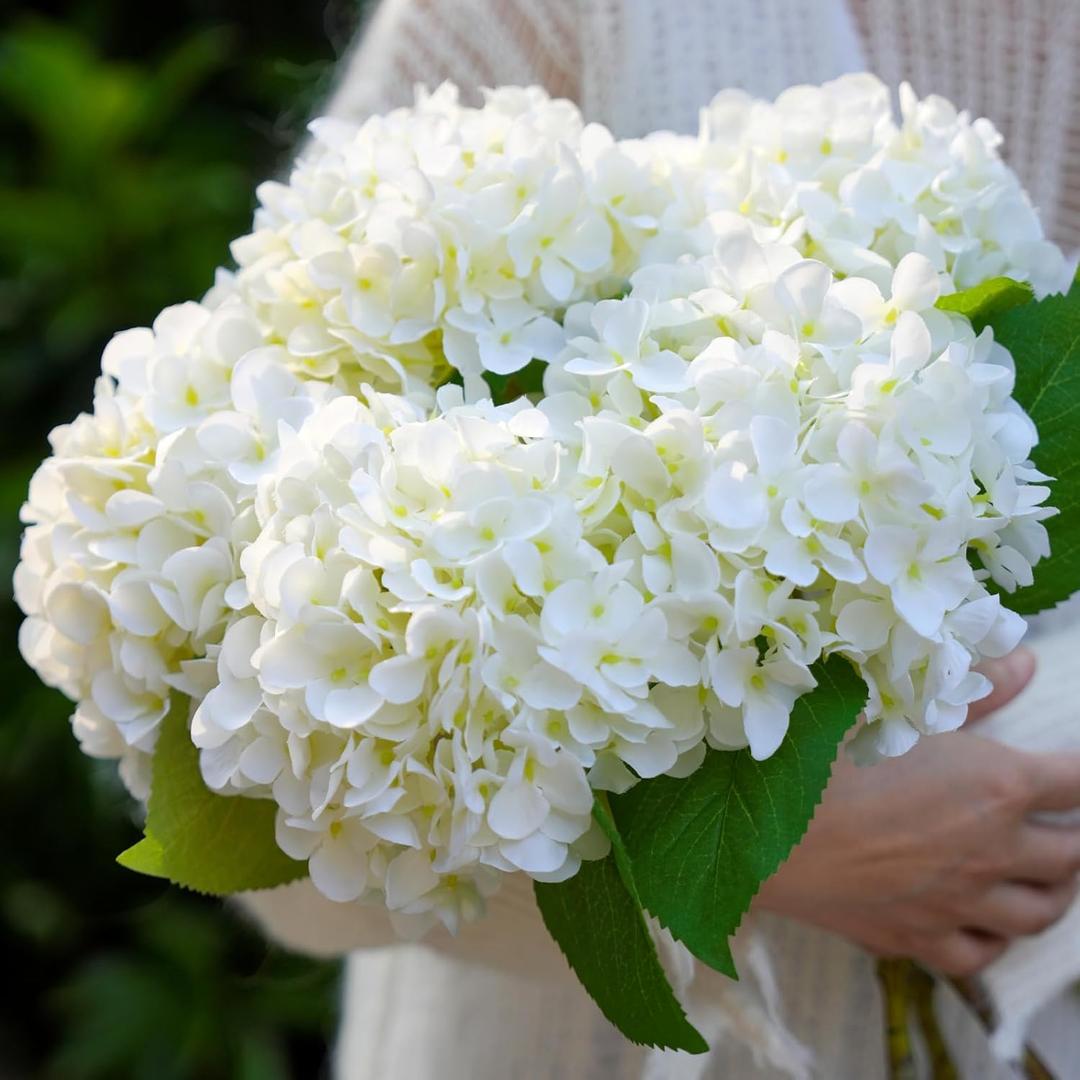 5pcs 18.5 inch Realistic Fake White Flowers Artificial Silk Hydrangea Flowers Artificial Flowers Faux Hydrangea Stems for Bouquets Home Outdoor Wedding Party Centerpieces Decor (Cream White)