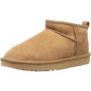 UGG Women's Classic Ultra Mini Boot (6, Chestnut)