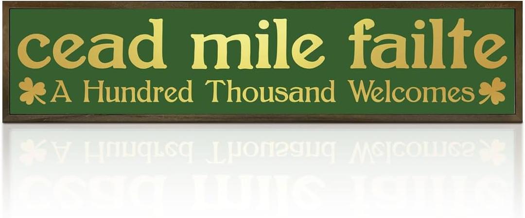 St. Patricks Day Cad Mle Filte Wooden Sign, A Hundred Thousand Welcomes, Irish Clover Decor for Entryway, Porch, Kitchen, Home Office