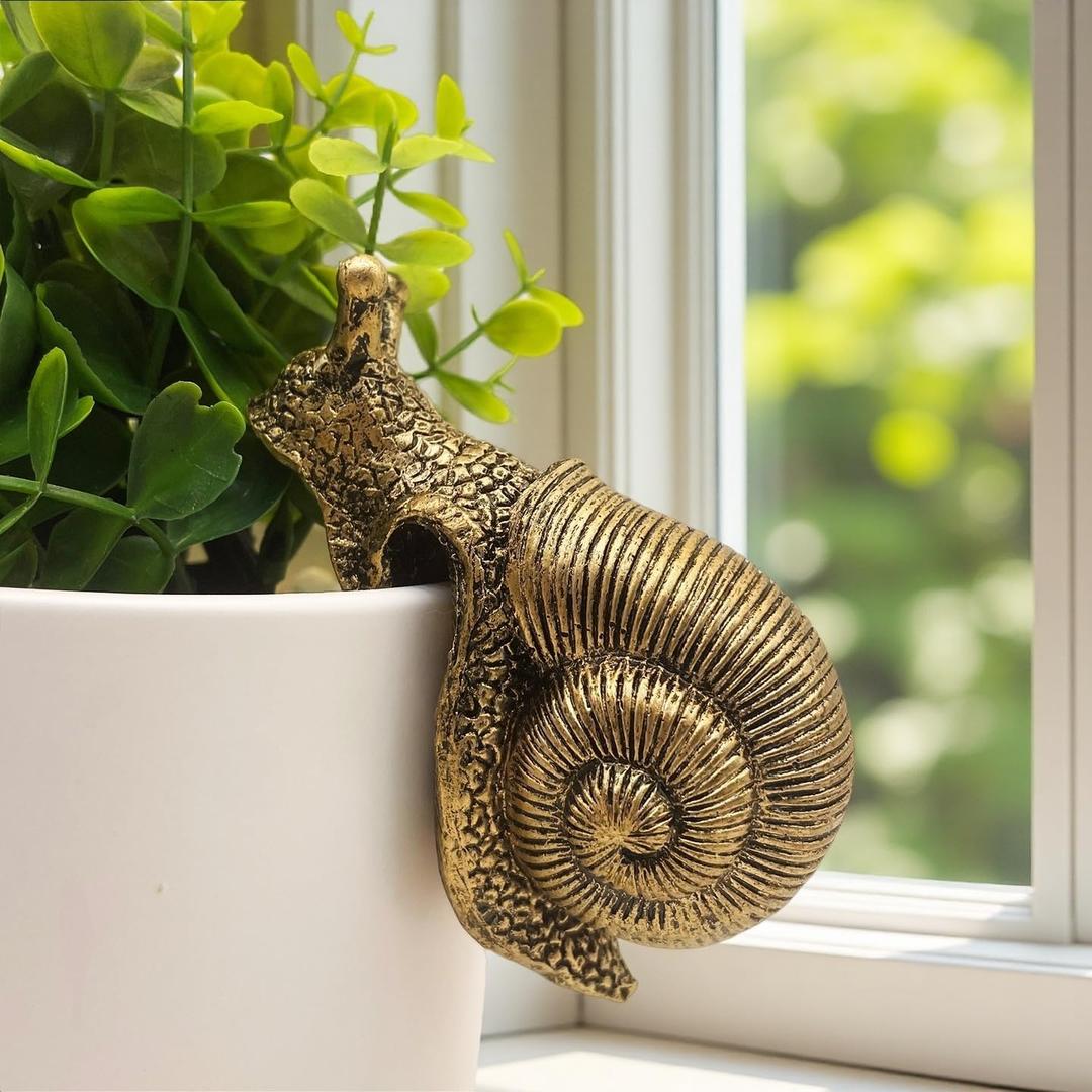 Vintage Bronze Climbing Snail Statue Flower Pot and Vase Hugger Miniature Fairy Garden Terrarium Decor Resin Art Patio Lawn Yard Ornaments Outdoor Fence Decorations