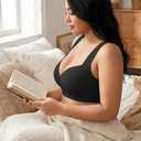 Women's Plus Size Front Closure Bra, Wire-Free Push Up Seamless Vest Bra with Scalloped Edges and Anti-Slip Support (Black, M)