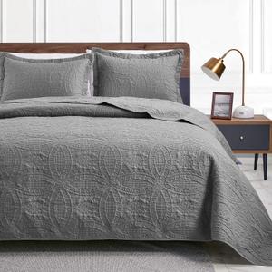 Love's cabin King Size Quilt Set Grey Soft Bed Summer Bedspreads - Lightweight Microfiber- Modern Style Coin Pattern Coverlet for All Season - 3 Piece (1 Quilt, 2 Pillow Shams) (King (106"x96"), Coin Pattern Grey)