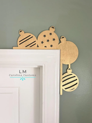 Maple Wood Christmas Door Corner Decor: Holiday Ornament Hanger