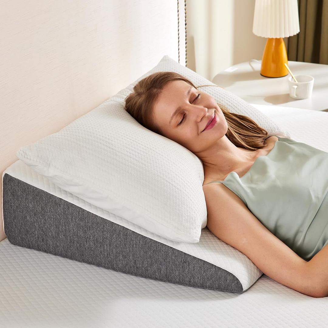 Sweetcrispy 7.5 Inch Wedge Pillow, Body Pillow for Sleep Apnea, Neck Pain Relief, Post Surgery, Sleeping Comfort, Snoring, White & Grey