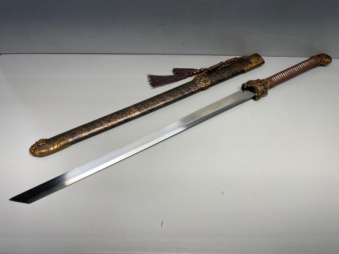 Zhmyyxgs Hand-Forging Dragon/Tiger Broadsword Dao Sharp Steel Kungfu