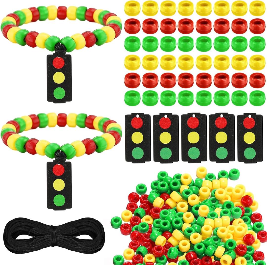 Cunno 24 Sets Traffic Light Craft Kit Red Green Yellow Bead Bracelet DIY Christian Jewelry with Wooden Stop Light Pendant for Sunday Party Favors