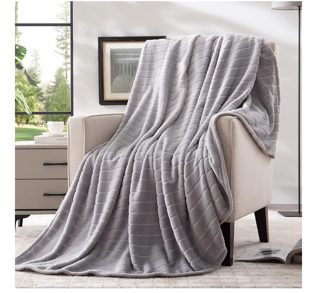 Bertte Plush Throw Blanket Super Soft Fuzzy Warm Blanket | 330 GSM Lightweight Fluffy Cozy Luxury Decorative Stripe Blanket for Bed Couch - 50"x 60", Smoke Grey
Amazon's Choice