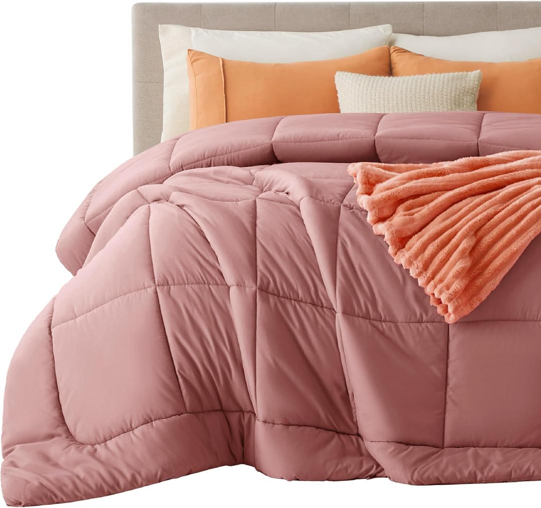 Bedsure Comforter Duvet Insert - Quilted Comforters Cal King Size, All Season Duvet, GentleSoft Down Alternative Bedding, with 8 Tabs, Gifts for Women/Men, Dusty Pink, California King 96 X 102 Inches