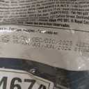 Royal Canin Feline Care Nutrition Hair & Skin Care Adult Dry Cat Food, 6 lb Bag (6 Pound (Pack of 1)), BB Date 12/04/2025