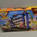 Monster Jam Garage Playset and Storage with Exclusive Grave Digger Monster Truck, Lights & Sounds, Kids Toys for Boys and Girls Ages 4 and Up