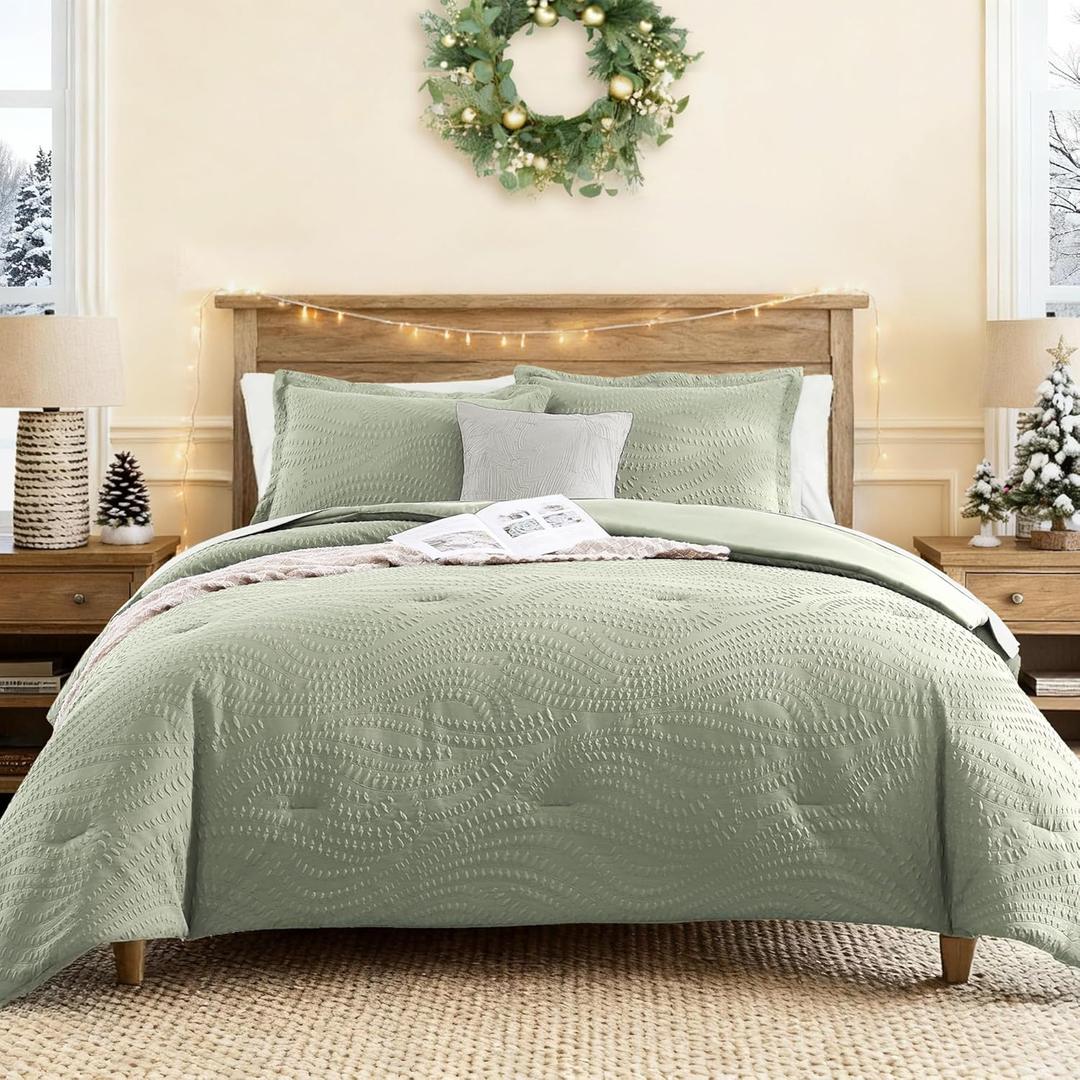 Geniospin Queen Comforter Set - 7 Pieces Botanical Textured Sage Green Bedding Sets, Boho Shabby Chic Comforter Set, All Season Lightweight Bed in a Bag with Comforter, Sheets, Pillowcases & Shams (Queen (90"x90"))