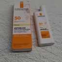 La Roche-Posay Anthelios Tinted Sunscreen SPF 40+, Broad Spectrum SPF + Antioxidants, Titanium Dioxide & Zinc Oxide Sunscreen, 4 Flexible Shades With No White Cast, Oil Free & Oxybenzone Free