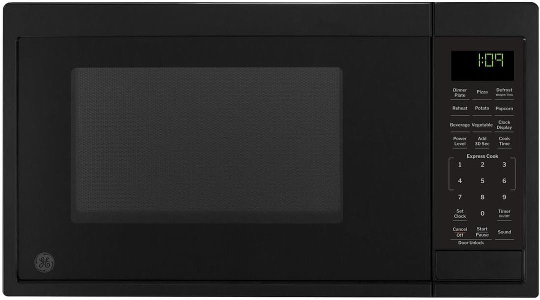 GE Countertop Microwave Oven, Compact 0.9 Cubic Ft., 900-watt Capacity, 7 Auto Cooking Settings, Child-Lock Technology, Kitchen Essentials for the Countertop, Dorm Room or Apartment, Black