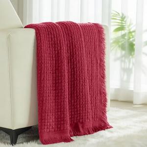 Exclusivo Mezcla Twin Size Knit Blanket with Fringes for Bed, Reversible Super Soft and Warm Woven Throw for Summer, Home Decor, 60"x80", Red
