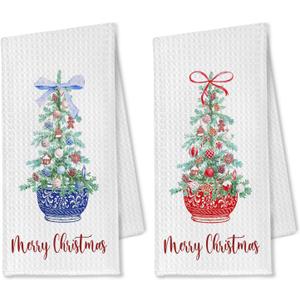 Chinoiserie Blue and White Christmas Tree Towels - Set of 2, Kitchen and Bathroom Hand Towels - Coquette Red Blue Decorations