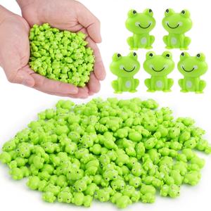 BuQiuRen 150Pcs Mini Green Plastic Frogs, Tiny Frogs Figurines Small Frog to Hide Fairy Garden Miniature Dollhouse Potted Plants Cake DIY Home Decoration Frog Decorations for Party