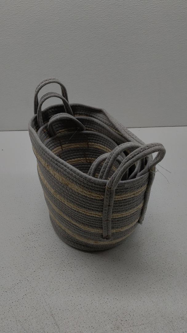 HD LG Oval Water Hyacinth Basket HD LG Oval Water Hyacinth Basket