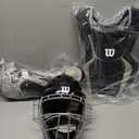 WILSON C200 Youth 3-Piece Catcher's Gear Set (Black)