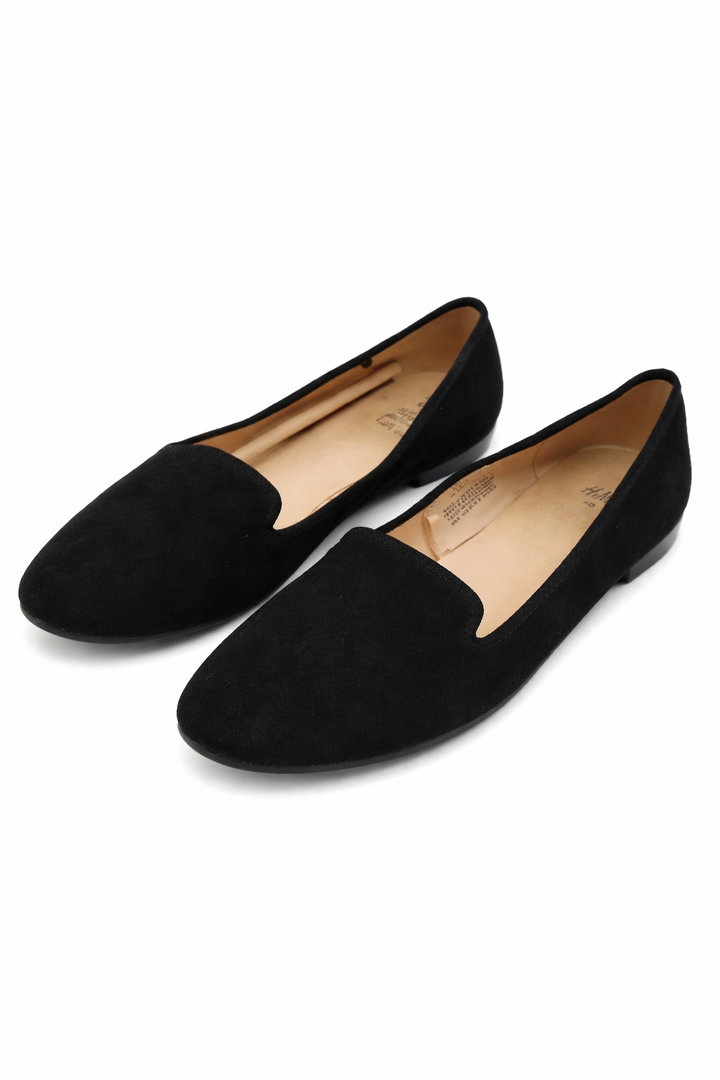 Women's Serenity Flat Shoe. Size40