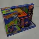 Hot Wheels Skate Taco Truck Play Case, Portable Fingerboard Skatepark Playset for Kids, 1 Exclusive Board, 1 Pair of Removable Skate Shoes & Storage