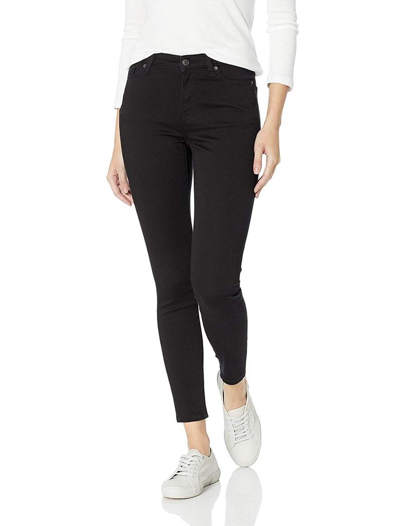 Amazon Essentials Women's Mid-Rise Stretchy Skinny Jeans, Black, 20