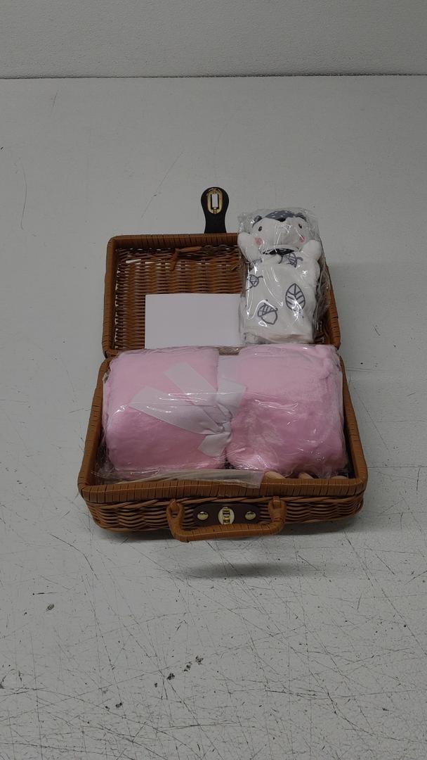 Baby Shower Gifts, Baby Girl Gifts Basket, Unique Baby Gift Essential Stuff Set  Baby Lovey Blanket New Born Bibs Socks Wooden Rattle & Greeting Card, Newborn Baby Gift Set (Fox, Pink)