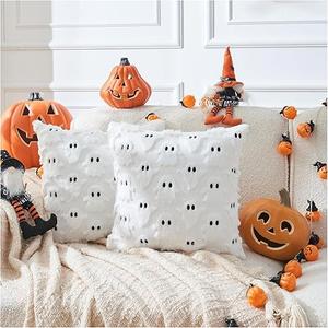 Halloween Pillow Covers 18x18 inch Set of 2 White Cute Ghost Throw Pillows Soft Plush Faux Fur Farmhouse Couch Cushion Case for Sofa Bedroom Chair Fall Holiday Halloween Home Decor White
