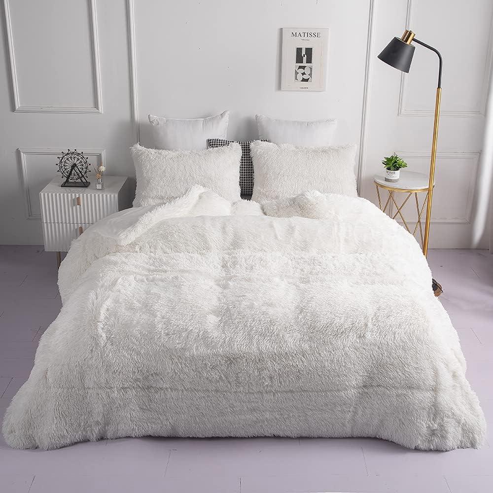 chovy Faux Fur Plush White Comforter Sets Full/Queen - Ultra Soft Shaggy Flannel Velvet Fluffy Fuzzy 3PC Bedding Set Comforter x 1 Pillowcases x 2