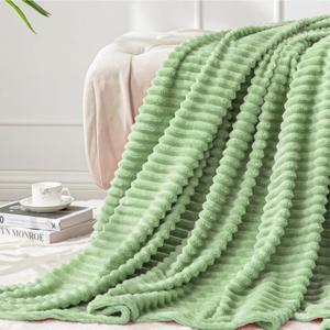 BEDELITE Fleece Throw Blanket for Couch 3D Ribbed Jacquard Soft and Warm Decorative Fuzzy Blanket Cozy, Fluffy, Plush Lightweight Sage Green Throw Blankets for Bed, Sofa, 50x60 inches