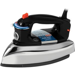 BLACK+DECKER The Classic Iron, Aluminum Soleplate, Steam or Dry Ironing, 7 Temperature Settings, AntiDrip, 1100 W, Black