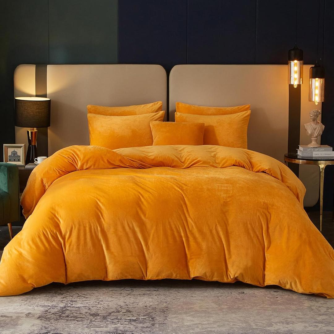 SE SOFTEXLY Velvet Duvet Cover Queen Size, Ultra Soft Flannel Duvet Cover 3Pcs Solid Breathable Silky Velour Comforter Cover, Luxury Cozy Winter Duvet Cover Set with 2 Pillowcases, 90" x 90", Yellow