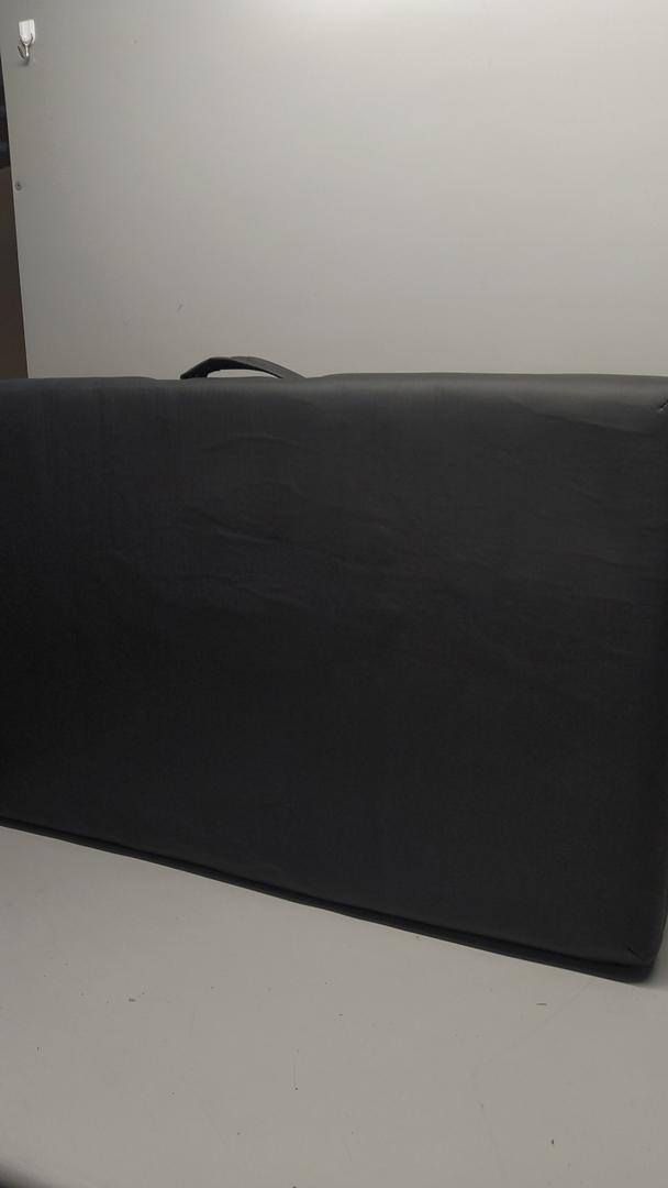 Portable Two Fold Lash Bed With Aluminum Feet