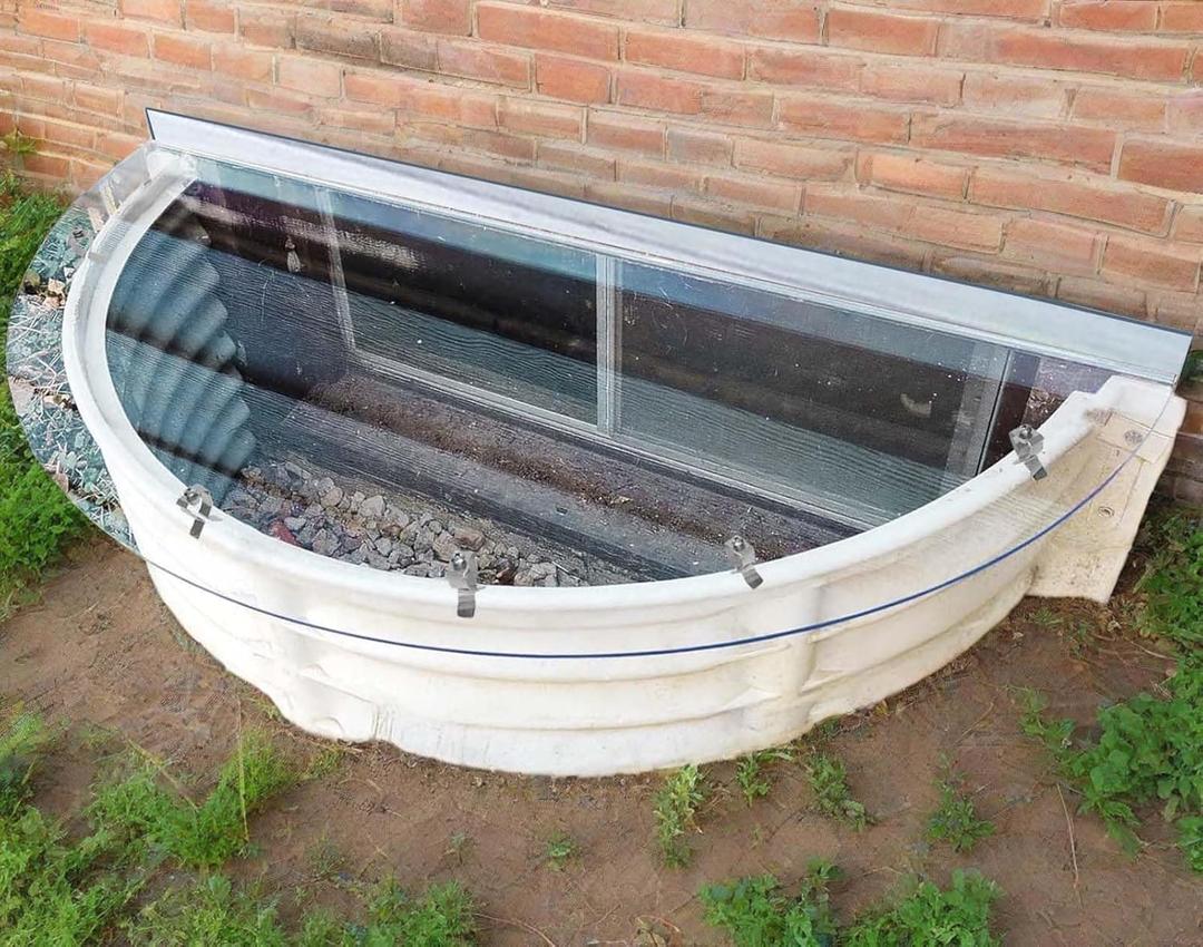 Window Well Covers Outside, Heavy-Duty Egress Window Well Cover Clear, All-Weather Against Debris, UV Resistant, Tear-Resistant, Waterproof, Windproof (Only Cover), 40" X 17"