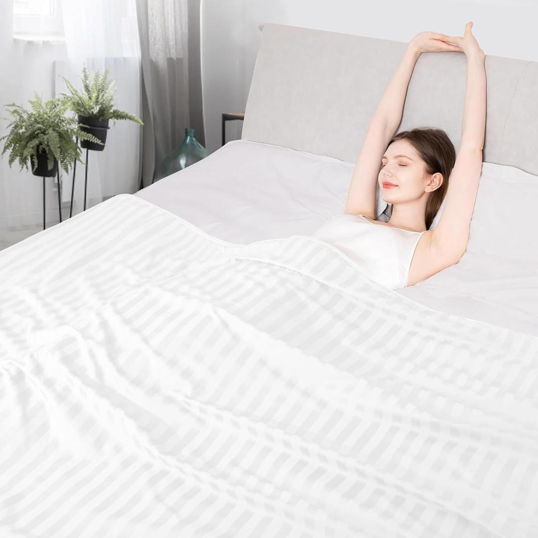 Elegear Revolutionary Cooling Blanket Twin, Absorbs Heat to Keep Body Cool for Night Sweats, Double Sided Arc-Chill3.0 Cool Fiber Q-Max>0.5, Lightweight Summer Cold Blankets Sleeping 59" x 79" (White)