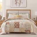 CASAAGUSTO Queen Quilt Set - 3 Pieces Patchwork Terracotta Quilt Bedding Set, Lightweight Queen Bedspread Coverlet, Reversible Floral Bed Cover for All Seasons (90"x94", 1 Quilt + 2 Pillow Shams)