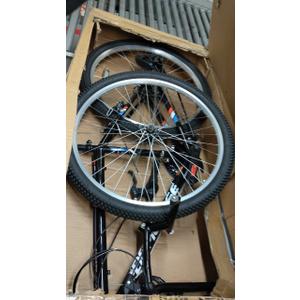 26"Hyper Shocker MTB, black.