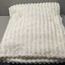 NEWCOSPLAY Super Soft Throw Blanket Ivory Premium Silky Flannel Fleece 3D Ribbed Jacquard Lightweight Bed Blanket All Season Use (Ivory Ribbed, Throw(50"x60"))