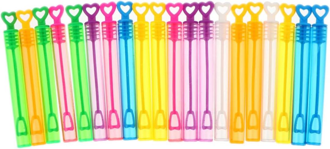 30pcs Refilled Bubble Wands Heart Shaped Empty Bubble Bottles for Boys and Girls Parties Safe Material for Outdoor Fun and Celebrations