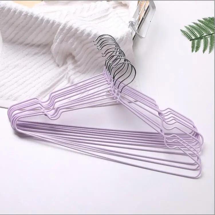 150 Pack Clothes Hangers,Non Slip Purple Plastic Coated Metal Coat Hanger for Closet,Sturdy Thin Hangers Bulk Space Saving Hangers for Pants,Skirt,Shirt,Dress,Tie