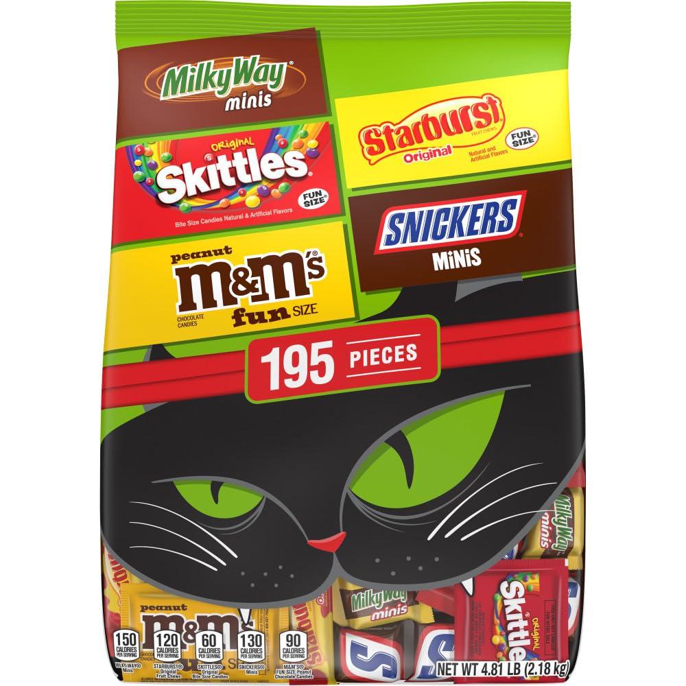 M&M's, Snickers & More Mini and Fun Size Halloween Candy, Assorted Chocolate Candy Variety Pack, 195 Ct Bulk Bag, Expiry: 06/01/26