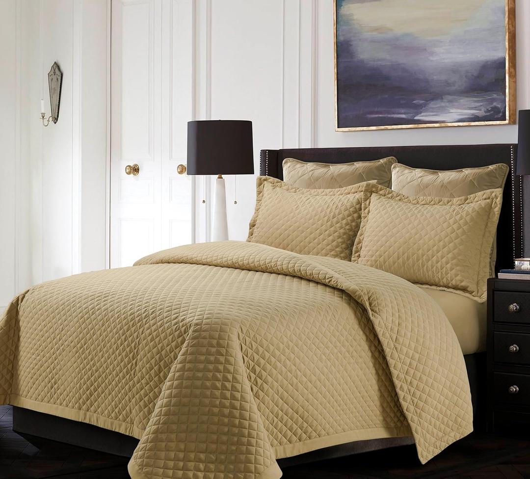 Tribeca Living Brisbane Oversized King Quilt Bedding Set, Solid 3-Piece Quilted Bedspread Coverlet with Matching Pillow Shams, Super Soft, Fade and Wrinkle Resistant Quilts, Cashmere