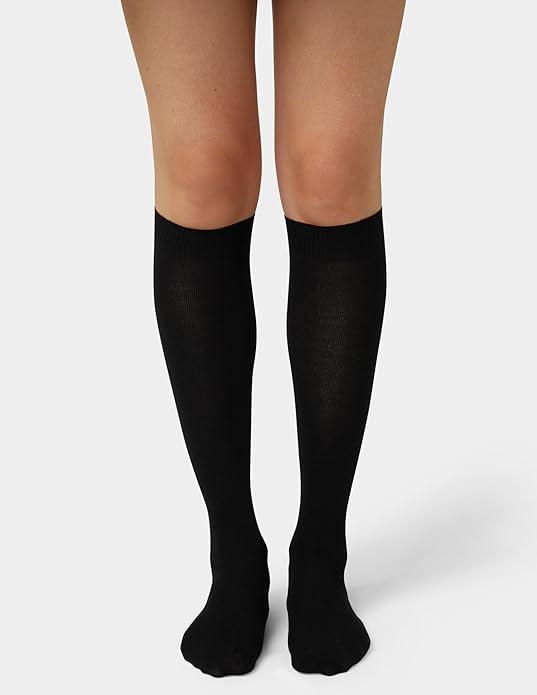 HUE Women's Flat Knit Knee High Sock, S/M