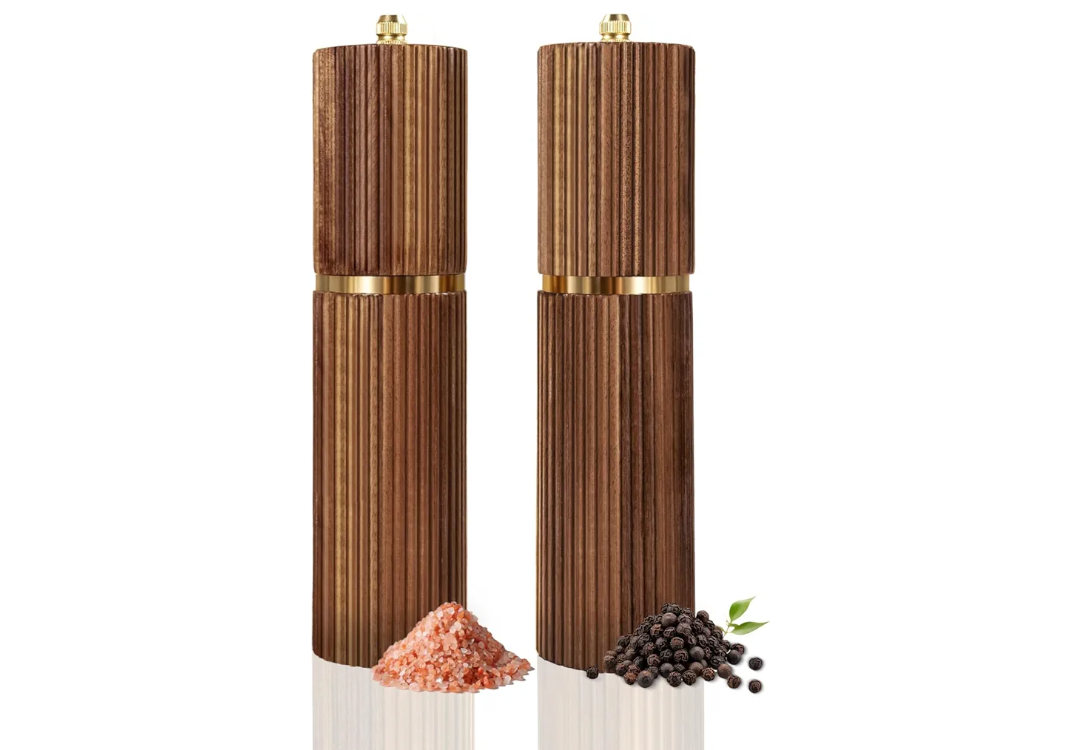LARS NYSØM Electric Salt and Pepper Grinder Set, USB Rechargeable, Automatic Salt and Pepper Mills, Spice Shakers Refillable with LED Light, Adjustable Coarseness, Ceramic Grinder.