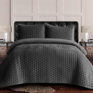 Tribeca Living Velvet King Quilt Set - Three-Piece Lugano Honeycomb Stitch Bedding, Super Soft 260GSM Velvet, Oversized Quilt and Two Sham Pillowcases, Smoke Grey