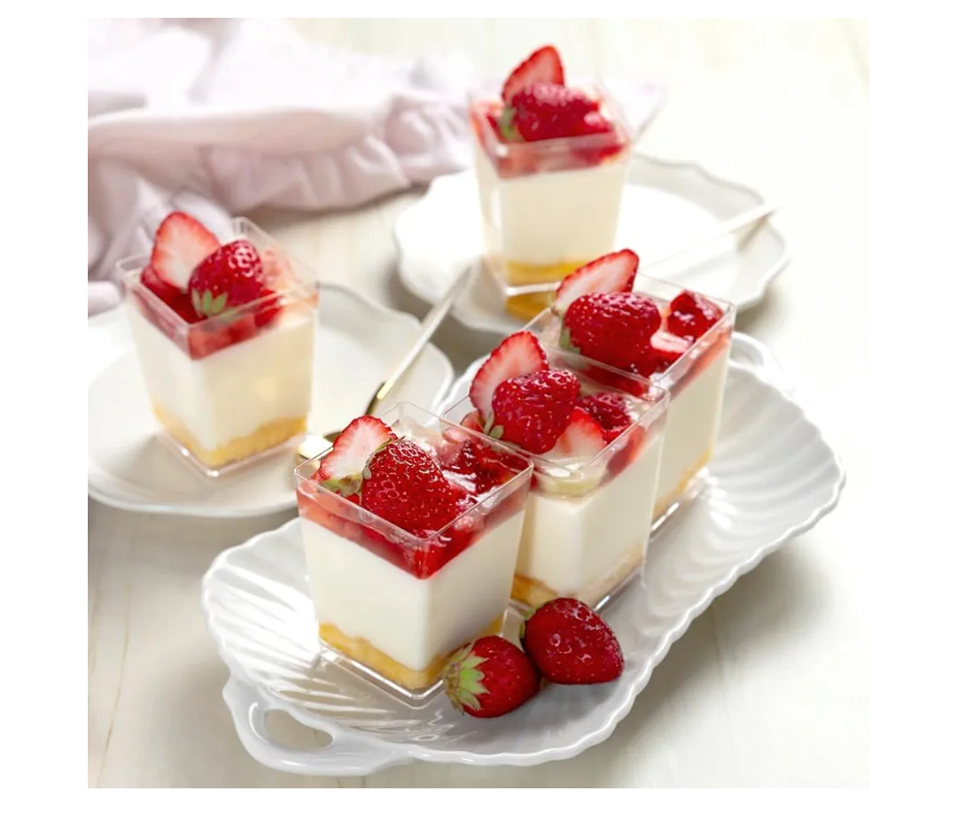 50 Pack 5 oz Plastic Dessert Cups, Small Clear Square Desert Cake Shooters Trifle Cups for Parfait, Puddings, Pastry, Mousse and Appetizers