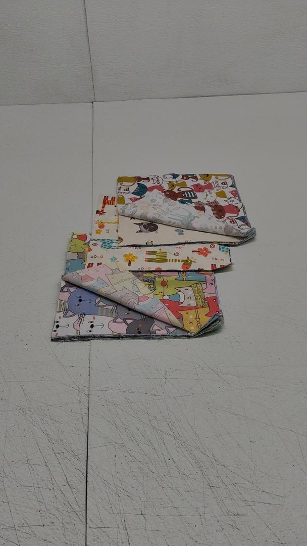 Hanjunzhao Cute Animals Cat Dog Fat Quarters Fabric Bundles 18 x 22 inch for Quilting Sewing Crafting