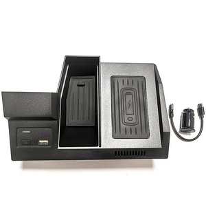 Car wireless charger mobile phone charger charging pad plate phone holder for Mazda CX5 CX-5 2017 2018 2019 2020 2021